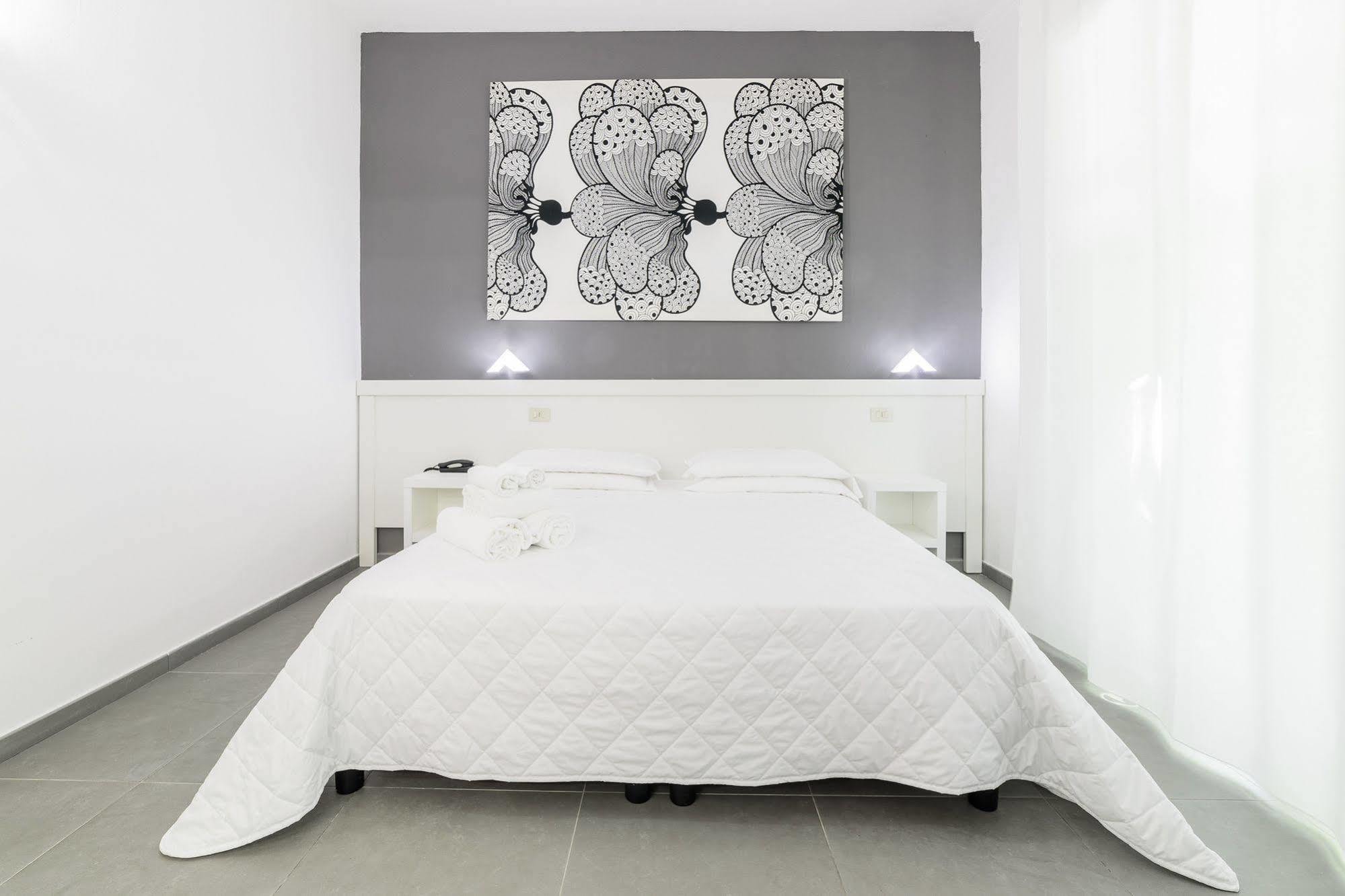Hotel La Bussola Marina di Massa Extérieur photo